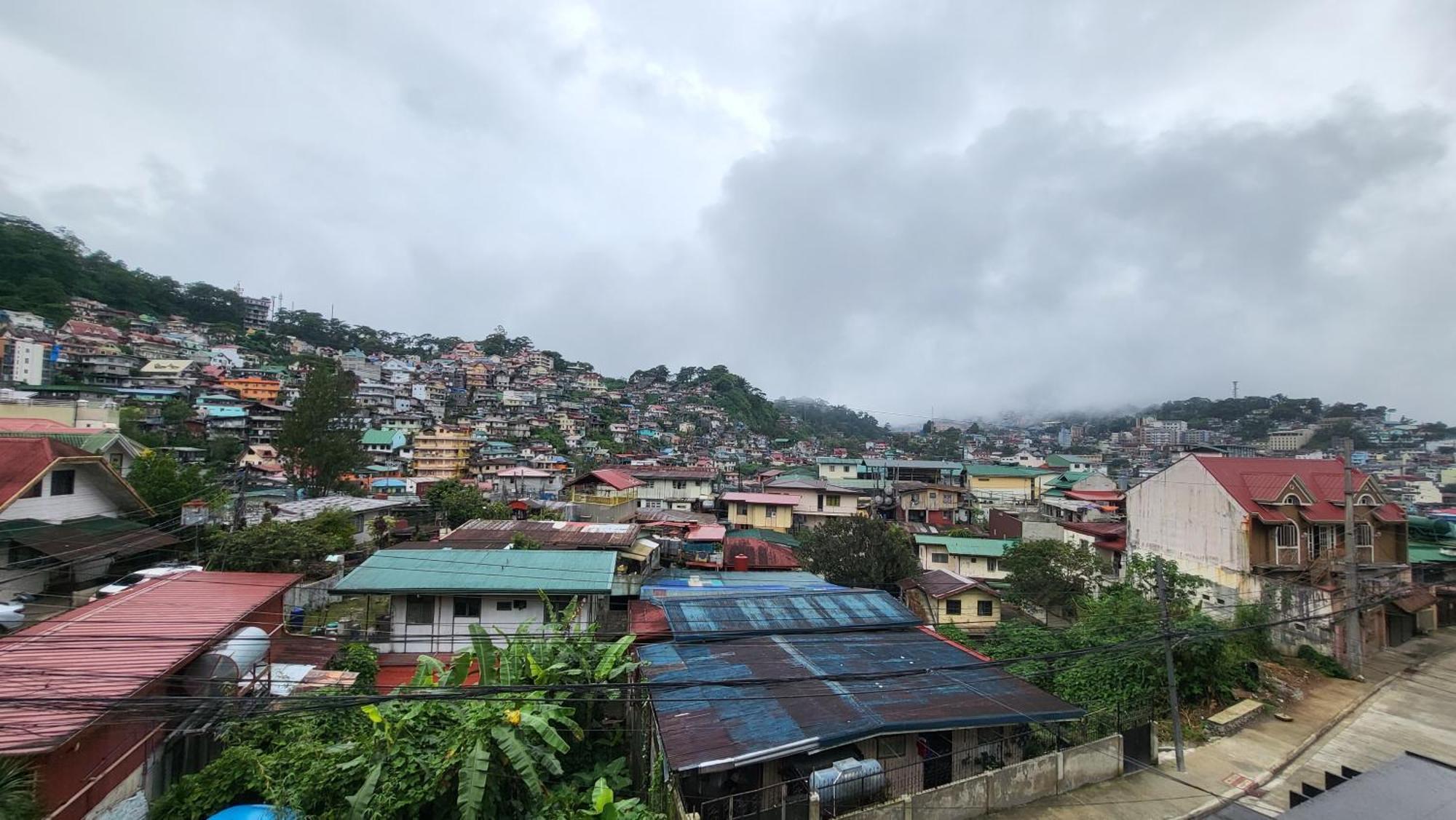 Finteo Skylands Premium Lägenhet Baguio City Rum bild